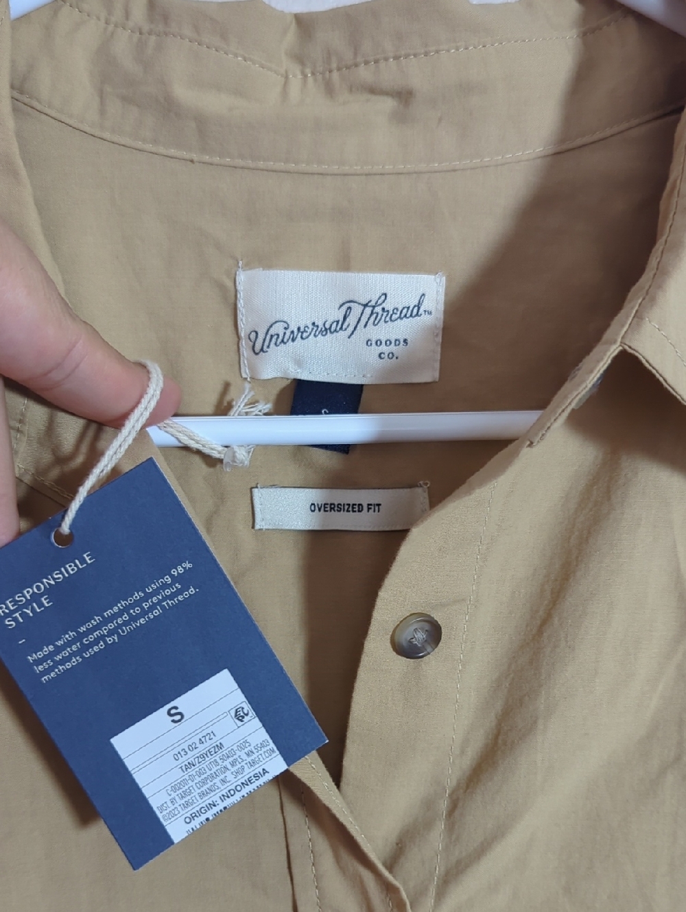 Universal Thread Relaxed Button-Down Shirt - Beige/Tan Size S - Picture 3 of 6